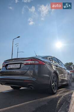 Седан Ford Fusion 2017 в 