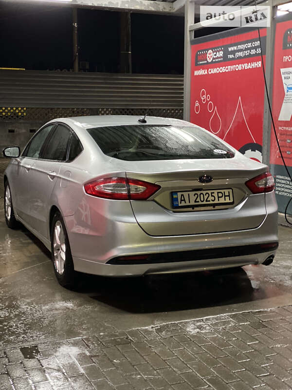 Седан Ford Fusion 2015 в Тростянце фото 12 Седан Ford Fusion 2015 в Тростянце