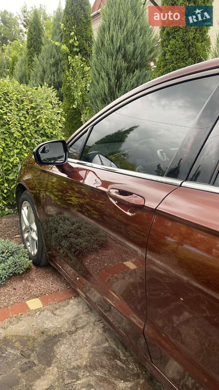 Седан Ford Fusion 2016 в Львове