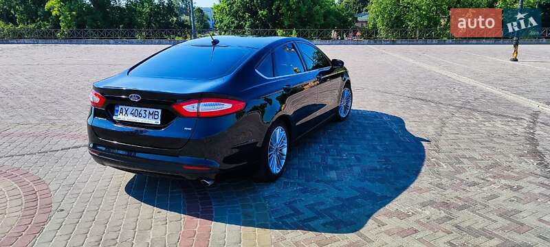 Седан Ford Fusion 2016 в Харькове