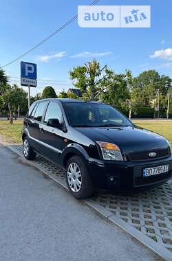 Хетчбек Ford Fusion 2010 в Тернополі