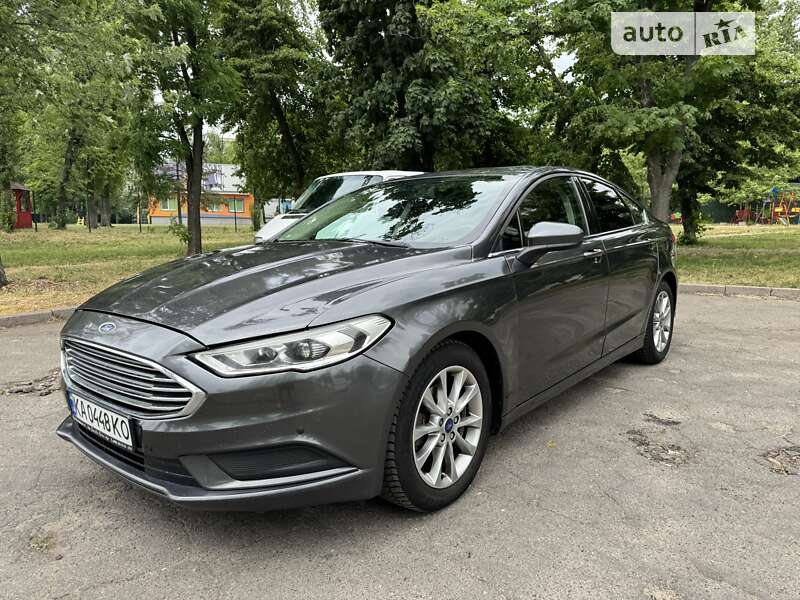 Седан Ford Fusion 2017 в Києві