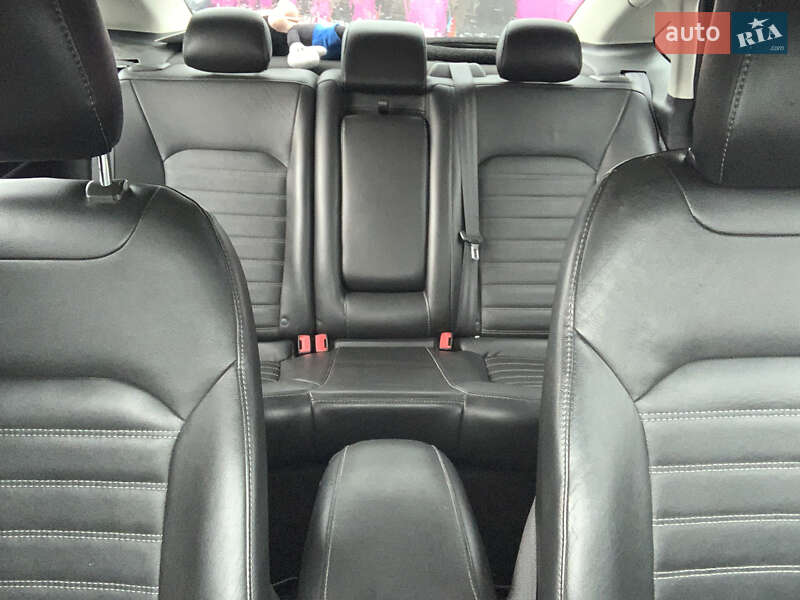 Седан Ford Fusion 2013 в Кам'янець-Подільському