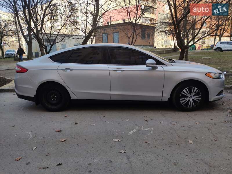 Седан Ford Fusion 2015 в Полтаве