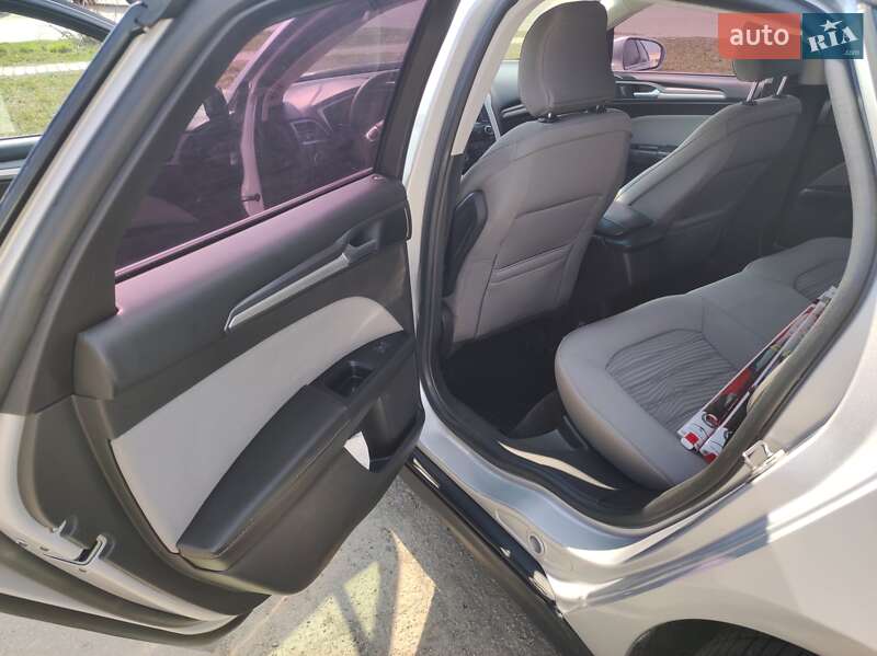 Седан Ford Fusion 2015 в Полтаве