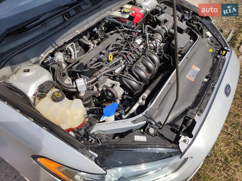 Седан Ford Fusion 2015 в Полтаве