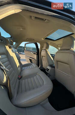 Ford Fusion 2017