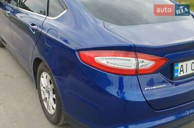 Седан Ford Fusion 2015 в Бородянці