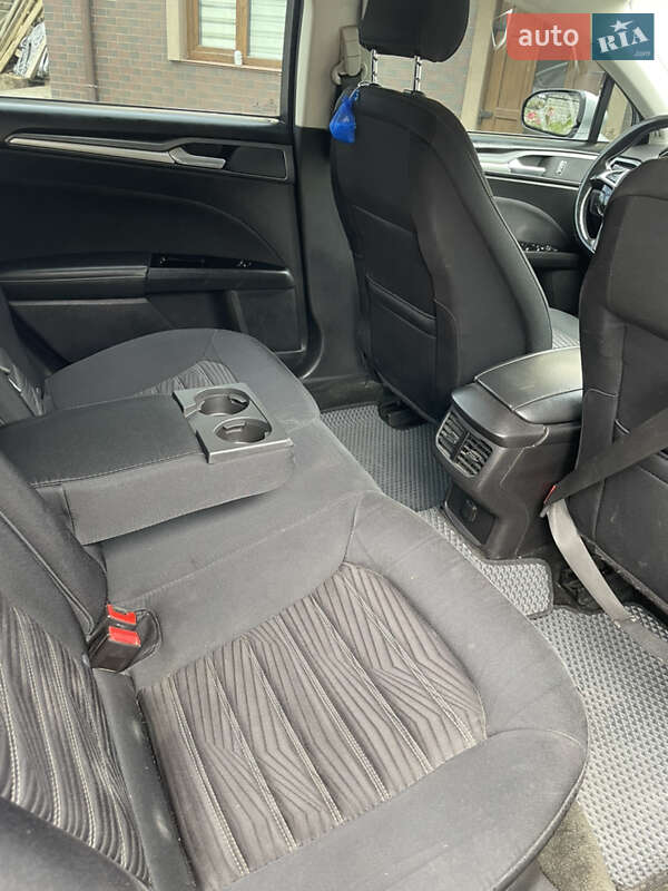 Седан Ford Fusion 2015 в Вінниці
