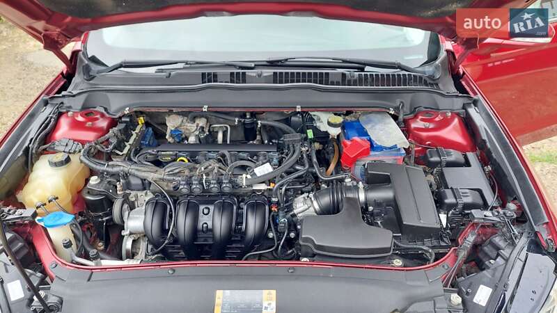 Седан Ford Fusion 2012 в Сумах