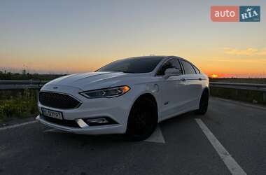 Седан Ford Fusion 2017 в Львові