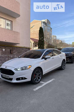 Ford Fusion 2015