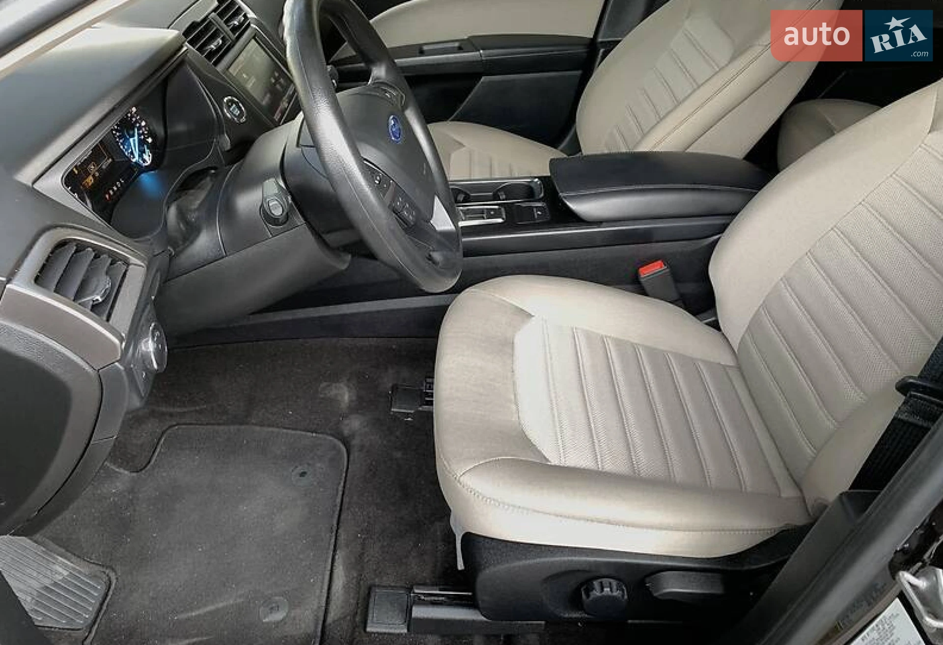 2019 Ford Fusion - мініатюра 26