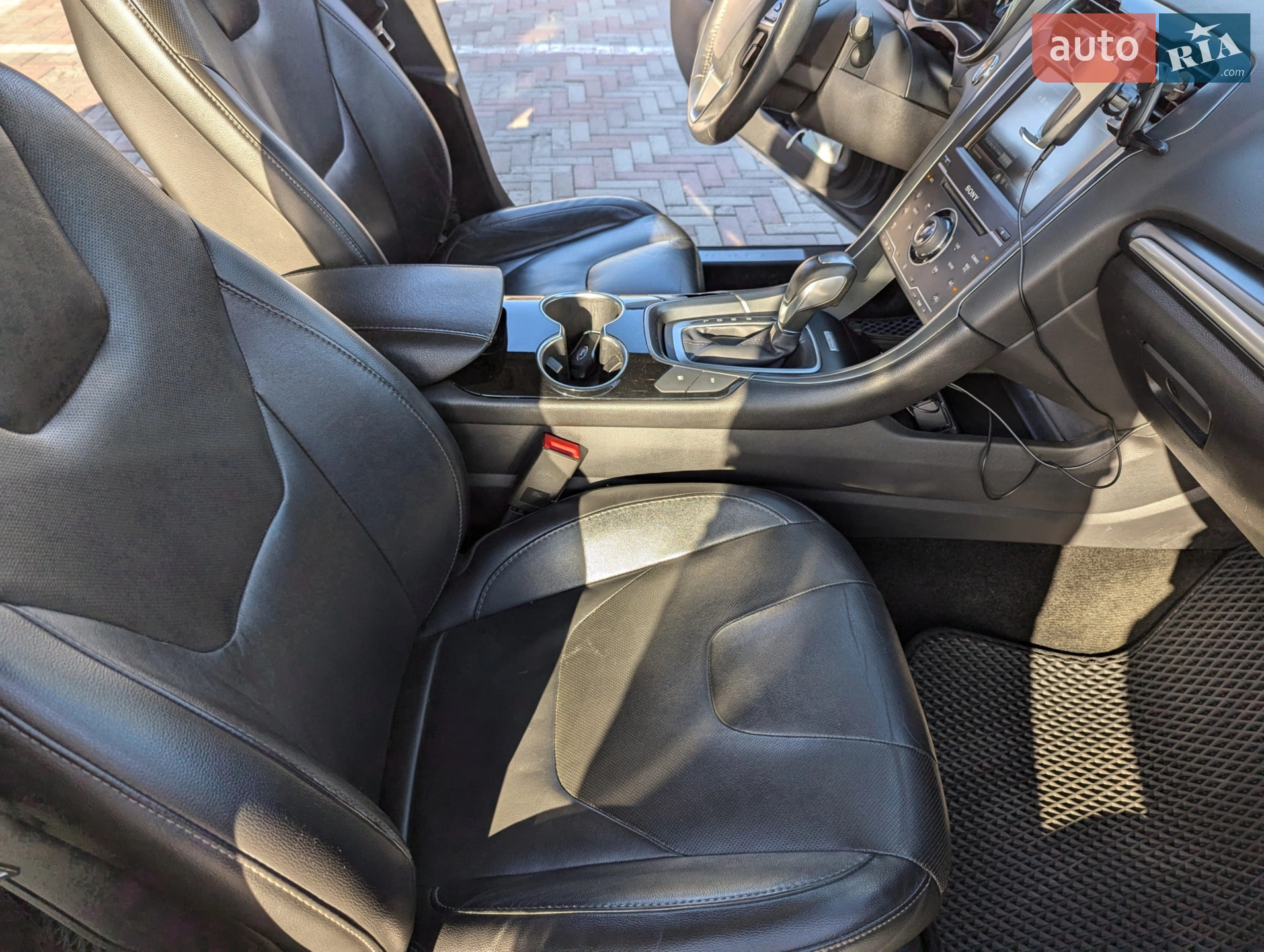 2014 Ford Fusion - мініатюра 24