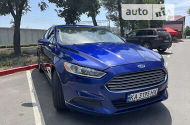 Седан Ford Fusion 2013 в Києві