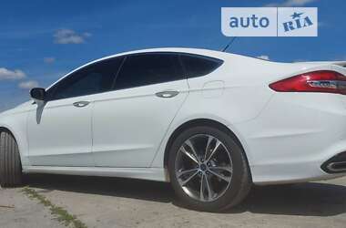 Седан Ford Fusion 2017 в Дніпрі