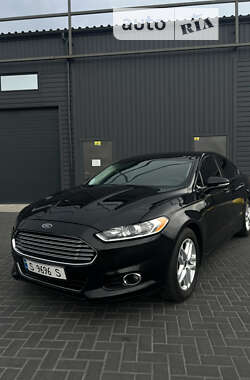 Седан Ford Fusion 2013 в Кропивницком