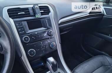 Седан Ford Fusion 2014 в Днепре