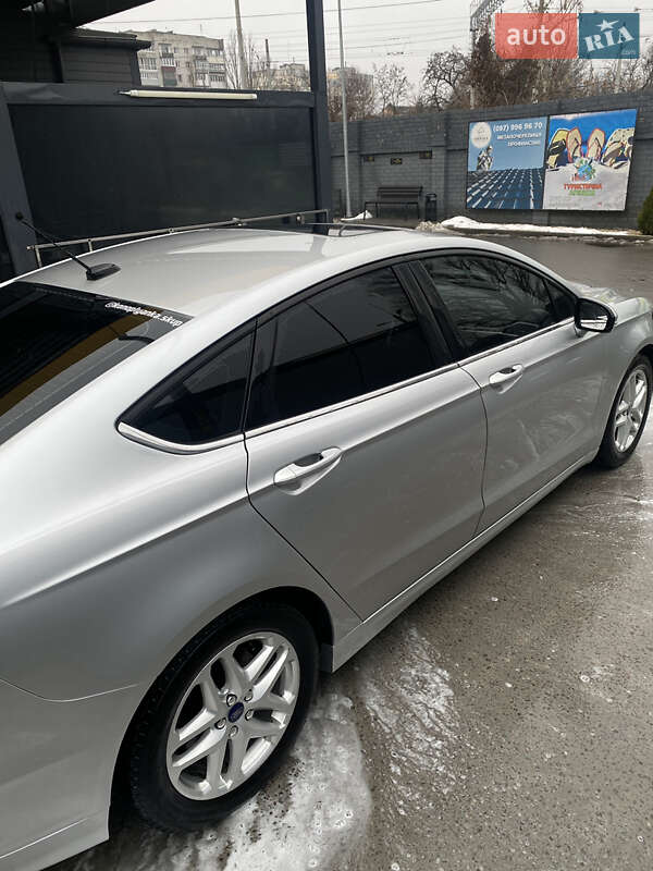 Седан Ford Fusion 2016 в Кременчуге
