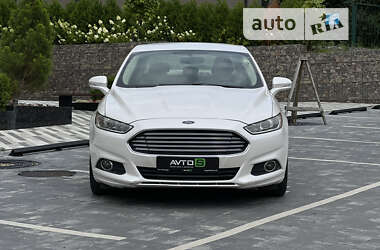 Седан Ford Fusion 2013 в Ужгороде