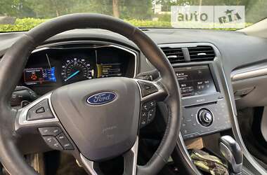 Седан Ford Fusion 2014 в Дніпрі