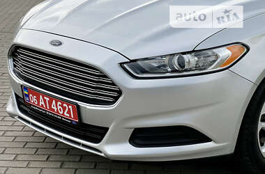 Седан Ford Fusion 2013 в Житомирі