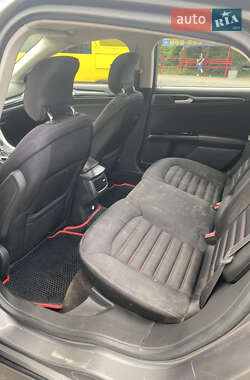 Седан Ford Fusion 2014 в 