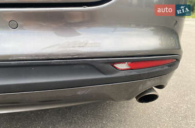 Седан Ford Fusion 2014 в 