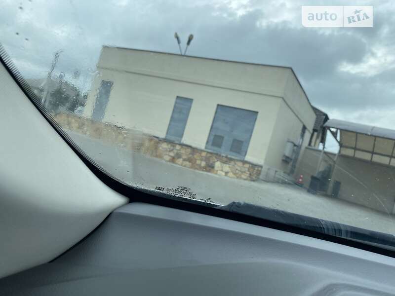 Седан Ford Fusion 2013 в Могилів-Подільському