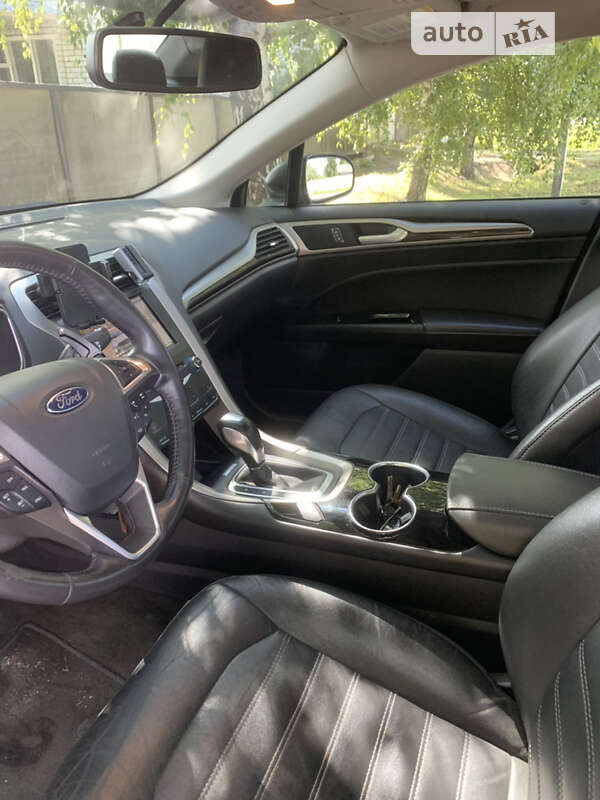Седан Ford Fusion 2014 в Перещепине