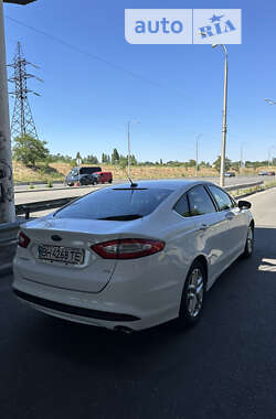 Седан Ford Fusion 2015 в Одессе