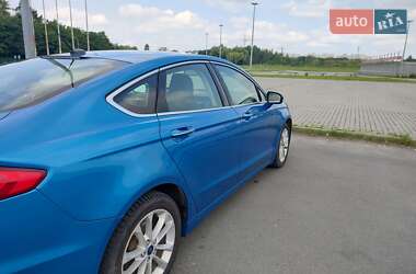 Седан Ford Fusion 2019 в Львове