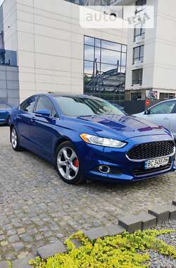 Седан Ford Fusion 2013 в Львові