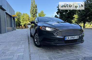 Седан Ford Fusion 2016 в Черкасах