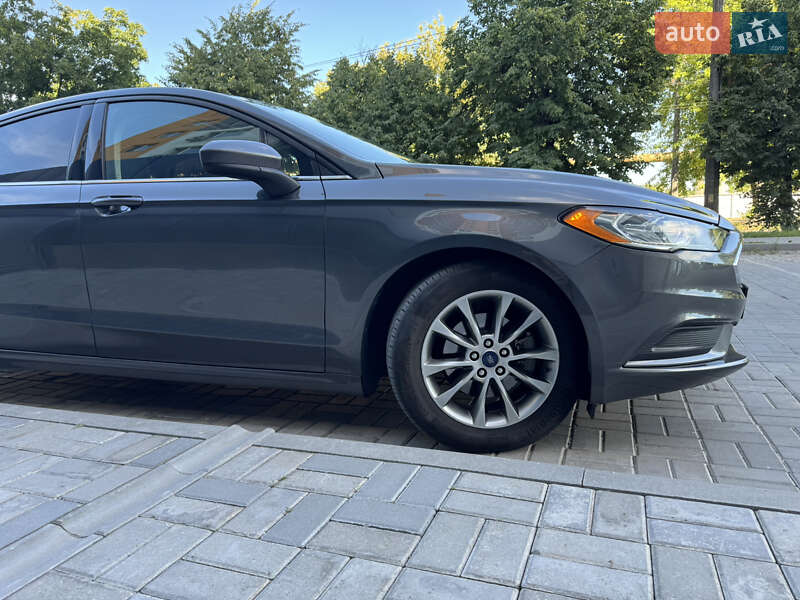 Седан Ford Fusion 2016 в Черкассах
