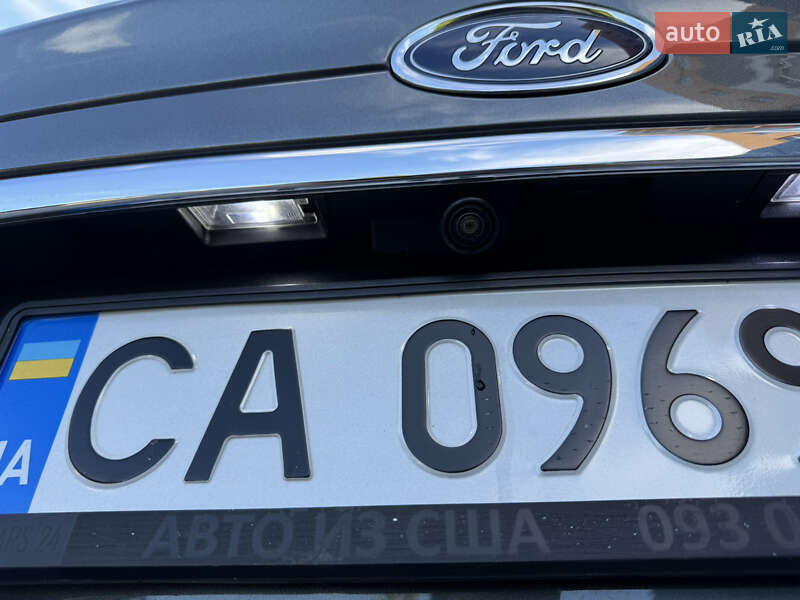 Седан Ford Fusion 2016 в Черкассах