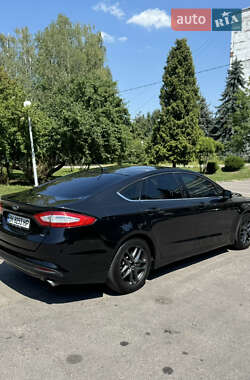 Седан Ford Fusion 2012 в Ровно