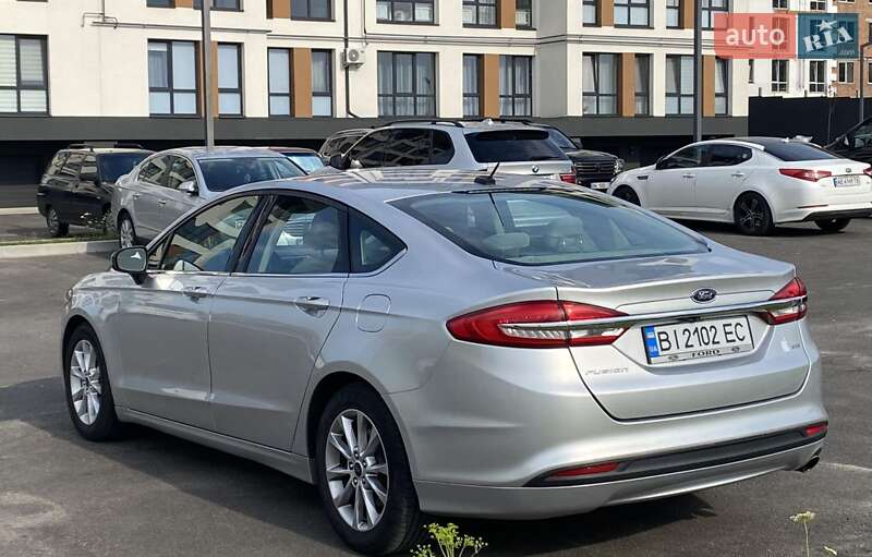 Седан Ford Fusion 2016 в Рівному