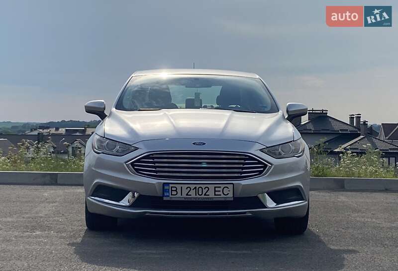 Седан Ford Fusion 2016 в Рівному