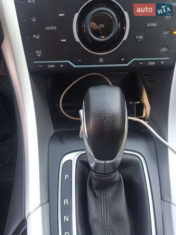 Седан Ford Fusion 2014 в Харькове