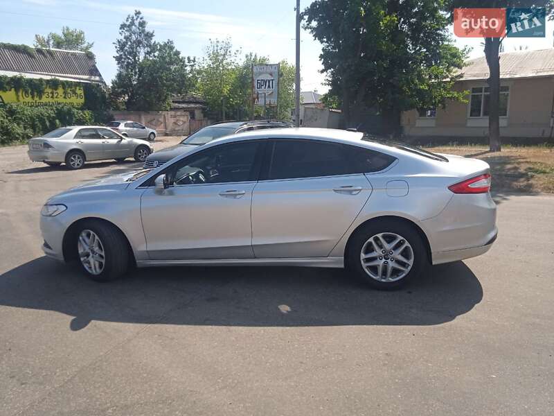 Седан Ford Fusion 2014 в Харькове