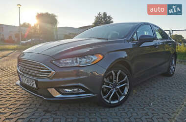 Седан Ford Fusion 2016 в 