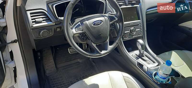 Седан Ford Fusion 2016 в Києві