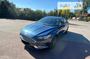 Седан Ford Fusion 2018 в Львові