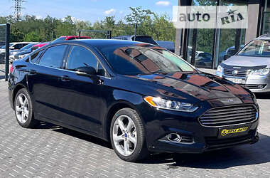 Седан Ford Fusion 2015 в Черновцах