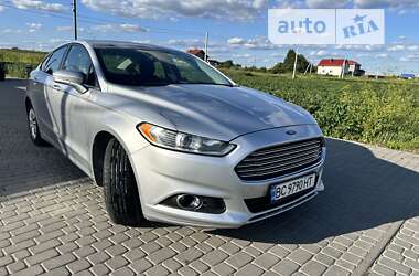 Седан Ford Fusion 2014 в Львові