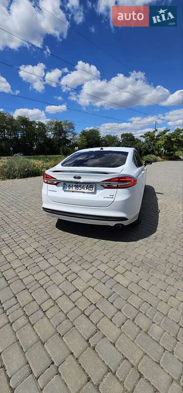 Седан Ford Fusion 2016 в Черноморске