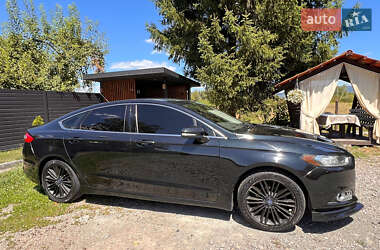 Седан Ford Fusion 2014 в 