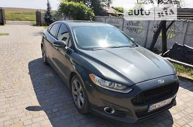 Седан Ford Fusion 2014 в Рівному