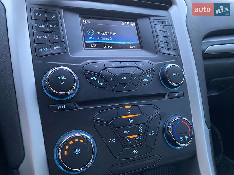 Седан Ford Fusion 2014 в Хмельницком